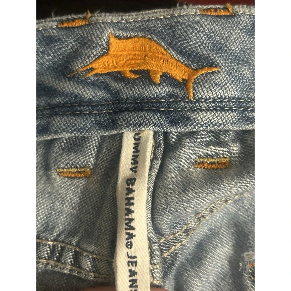 Tommy Bahama •preowned •small